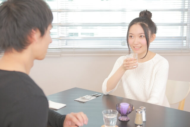 友情結婚相談所カラーズのお見合いパーティー